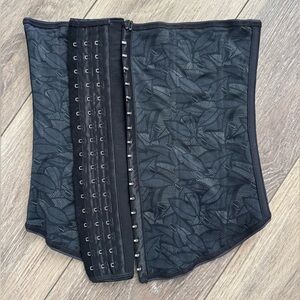 Leonisa Black Waist trainer Corset XL